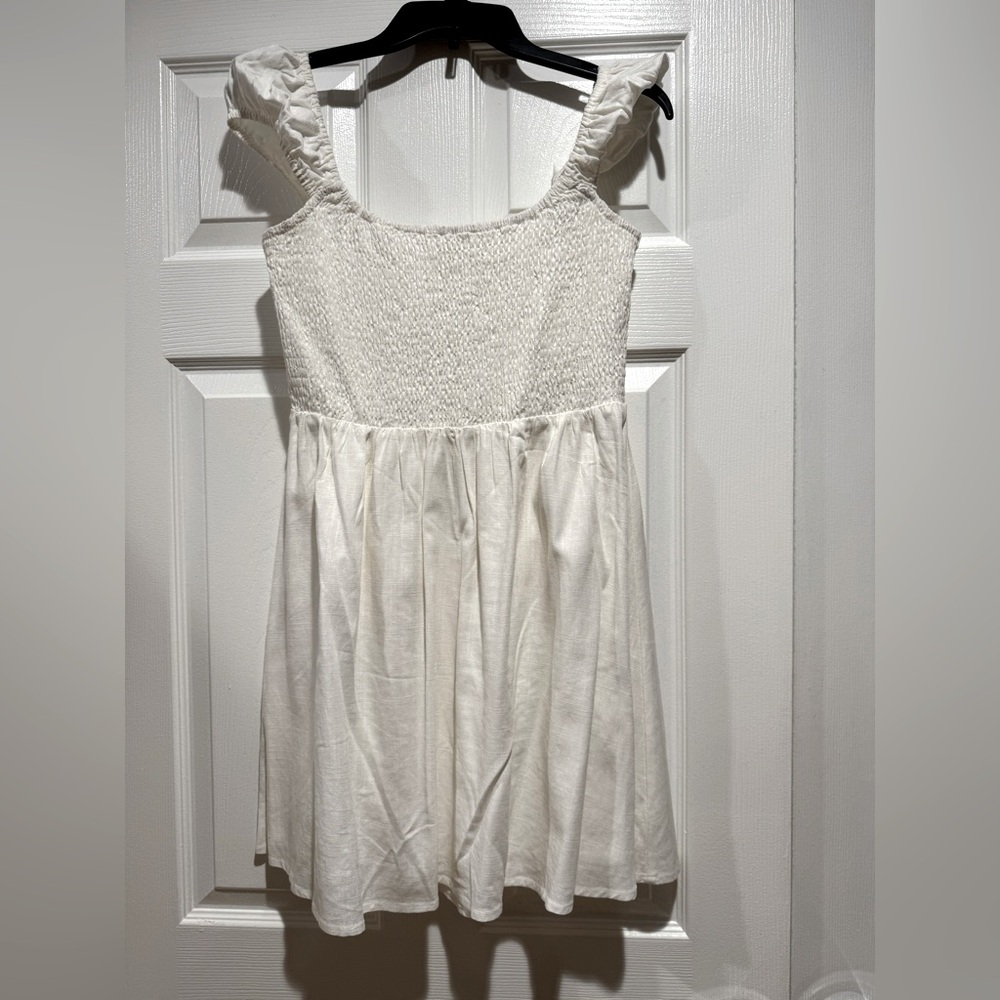 Elodie white cotton dress. Worn once.